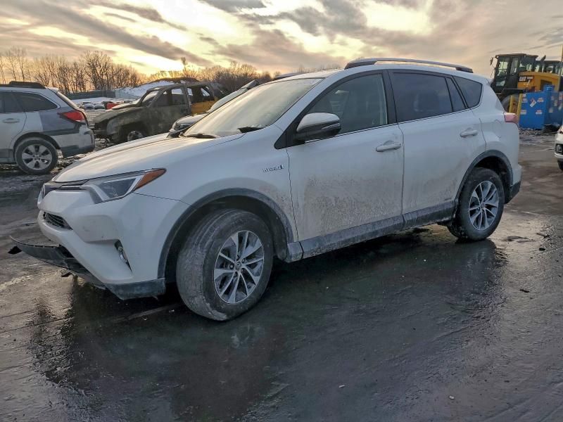 2016 Toyota Rav4 hv xle