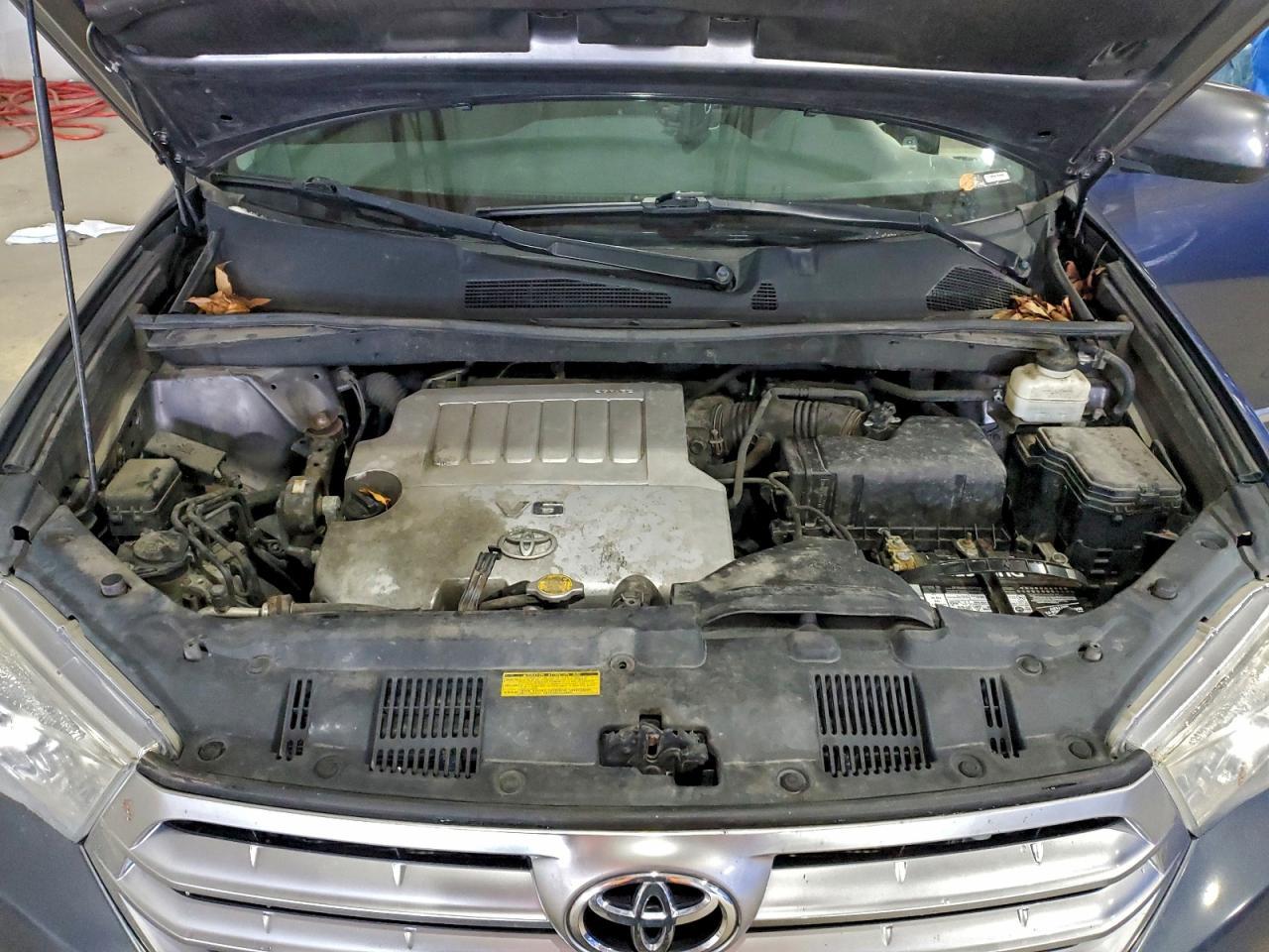 2013 Toyota Highlander Base