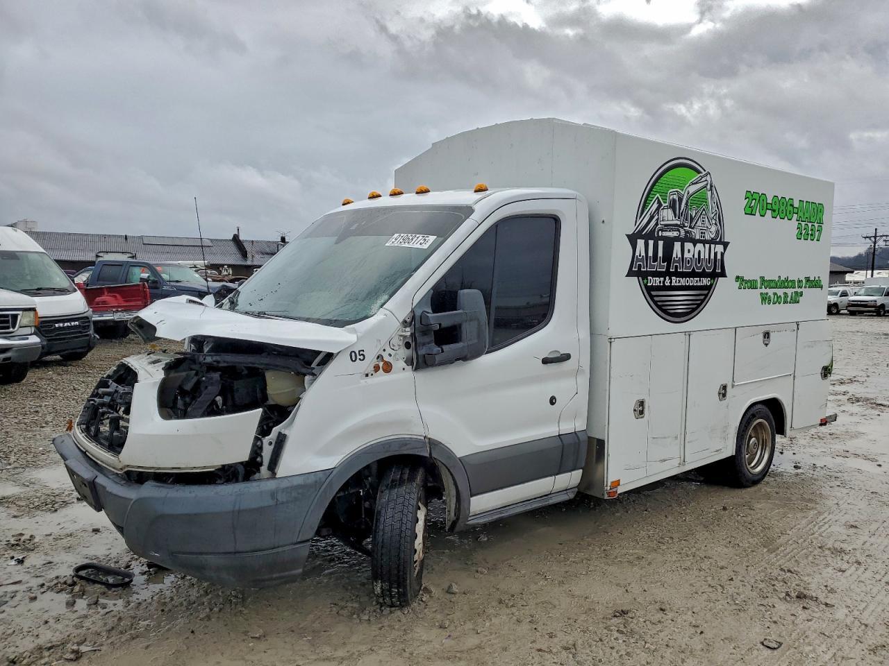 2017 Ford Transit Utility / Service Truck