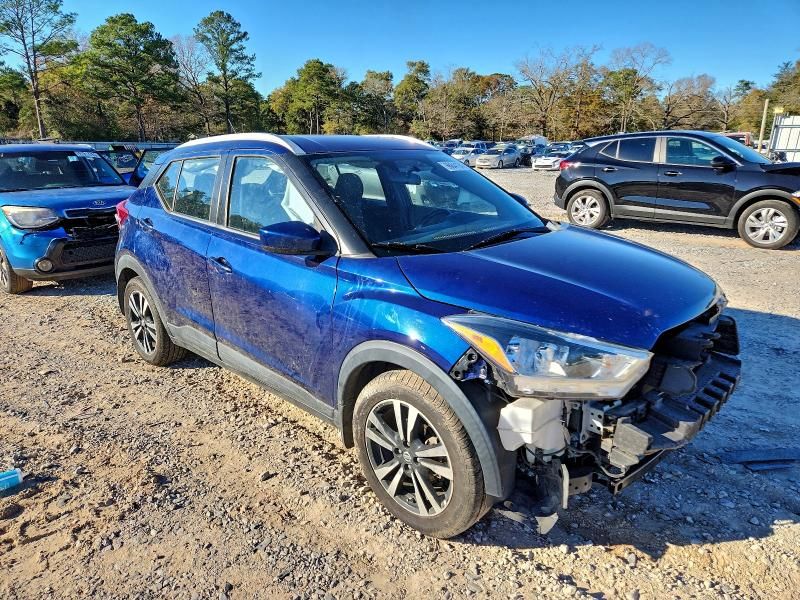 2018 Nissan Kicks s