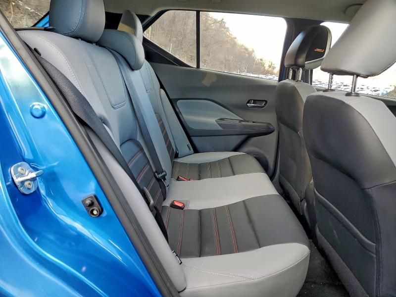 2024 Nissan Kicks sr