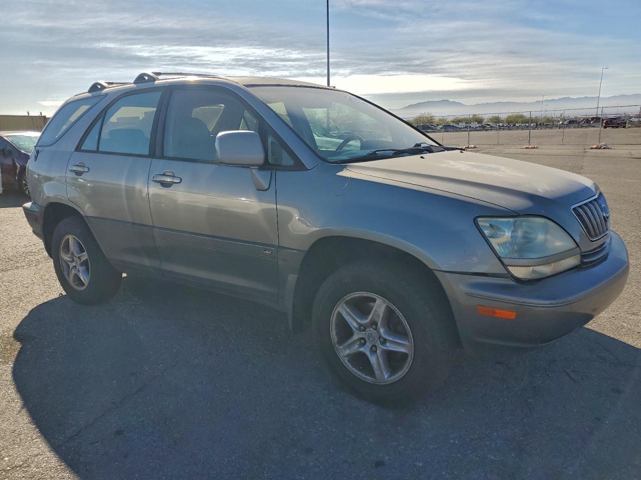 2001 Lexus RX