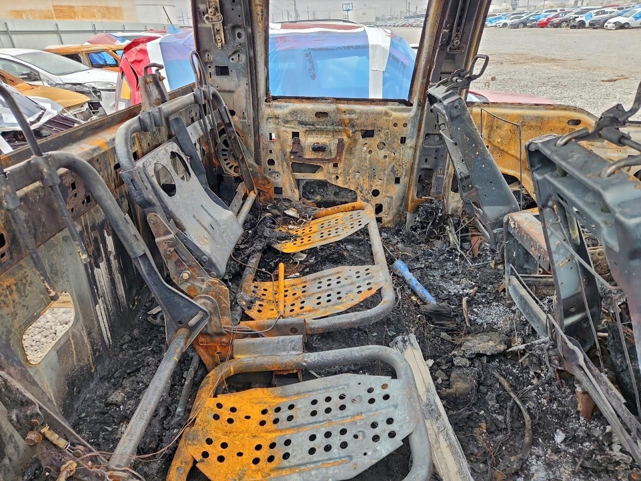 2012 Ford F350 Super Duty Truck Cab AND Chassis