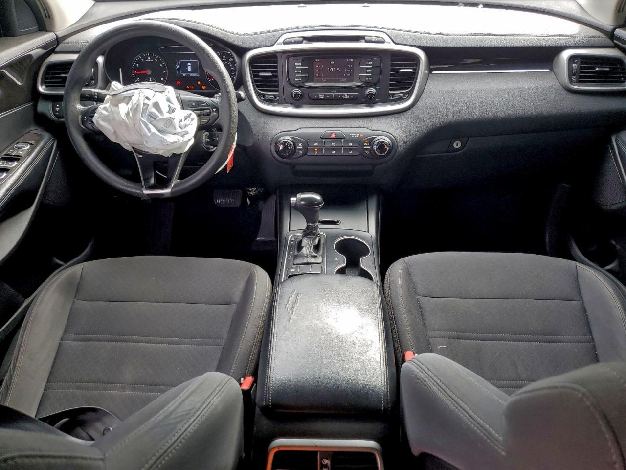 2017 KIA Sorento lx