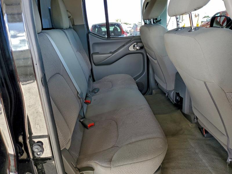 2018 Nissan Frontier s
