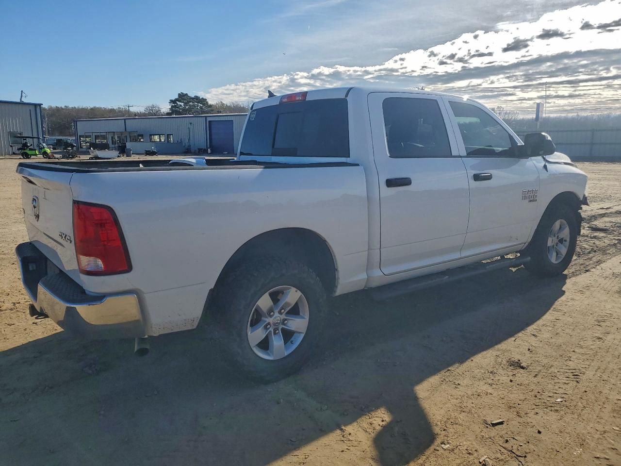 2023 Dodge Ram 1500 Classic slt