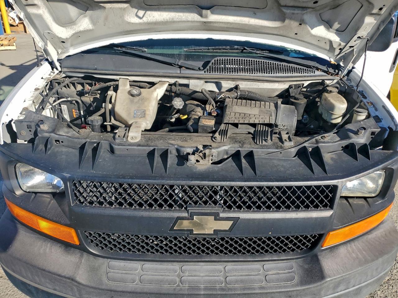 2014 Chev Rolet Express 2500 Utility / Service Van