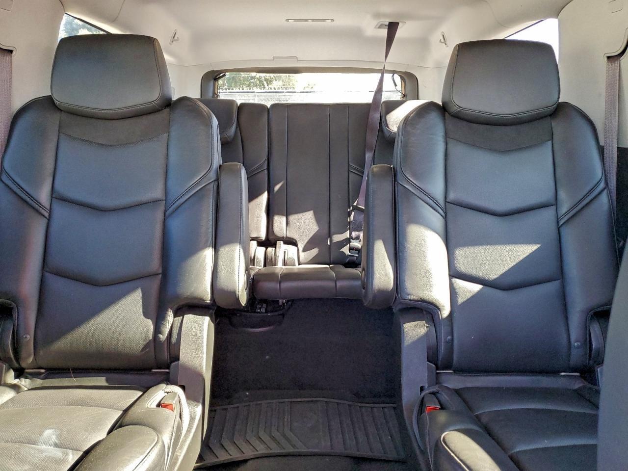 2017 Cadillac Escalade esv