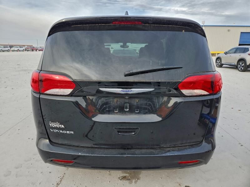 2020 Chrysler Voyager lxi