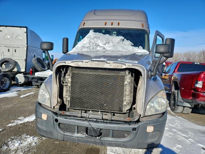 2018 Freightliner Cascadia 125 Semi Truck