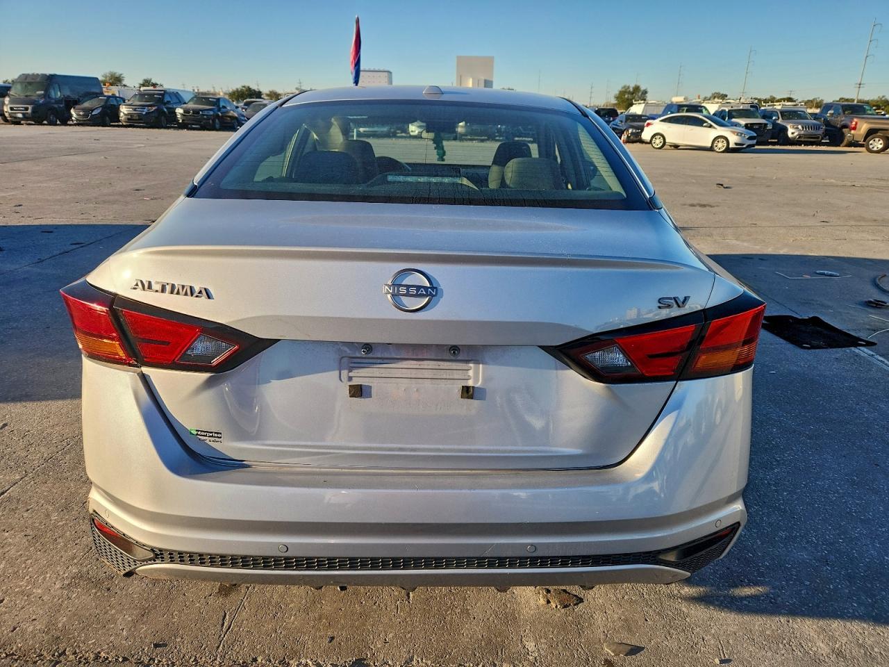 2023 Nissan Altima sv
