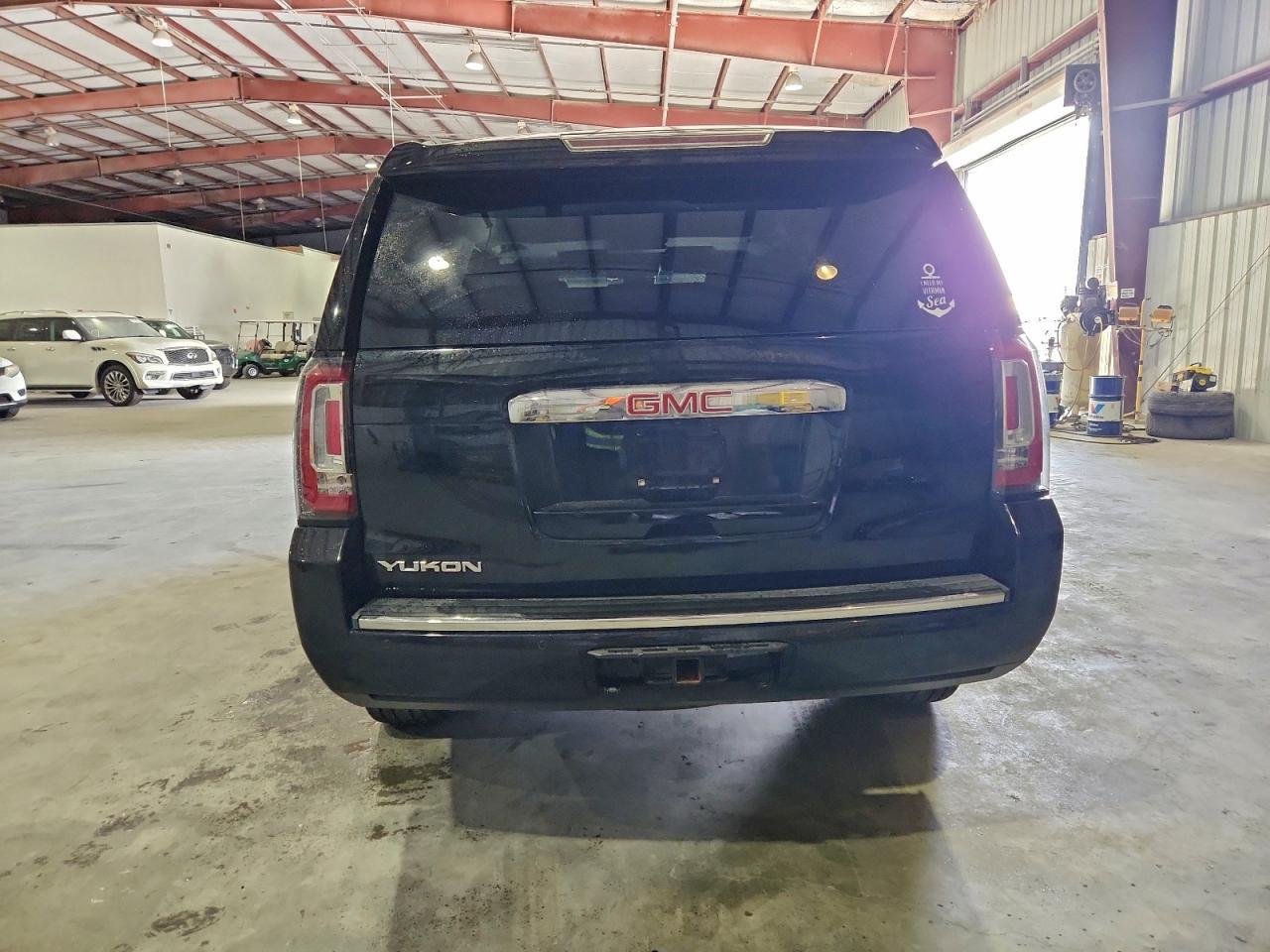 2016 GMC Yukon Denali