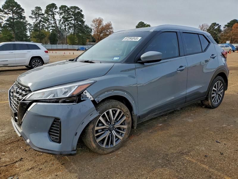 2024 Nissan Kicks sv