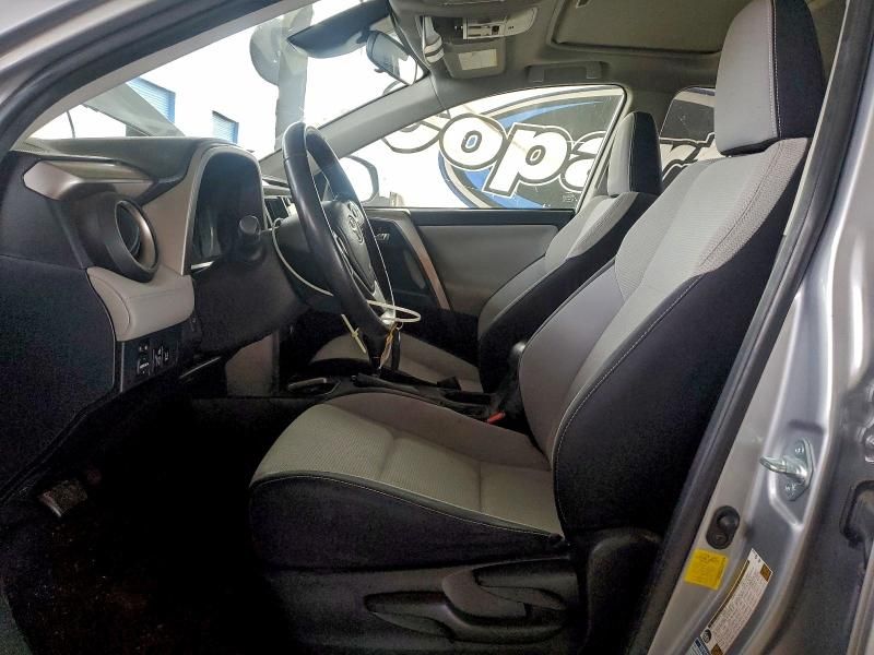 2017 Toyota Rav4 hv le