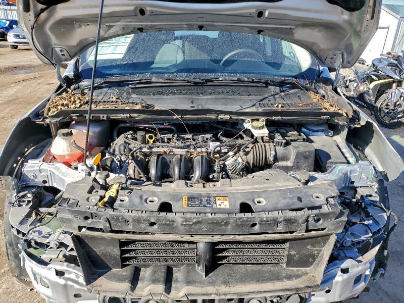 2019 Ford Escape s