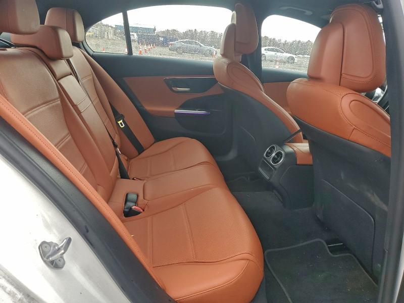 2023 Mercedes-Benz C300