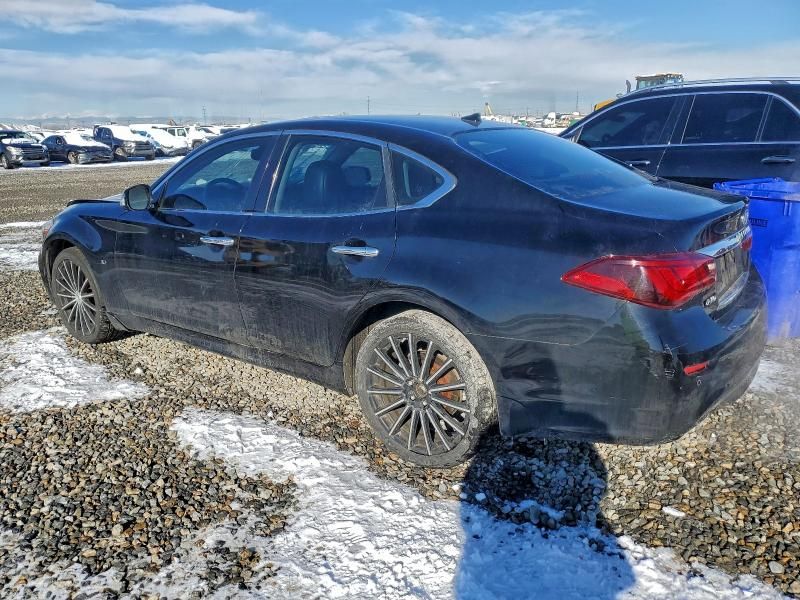 2015 Infiniti Q70 3.7