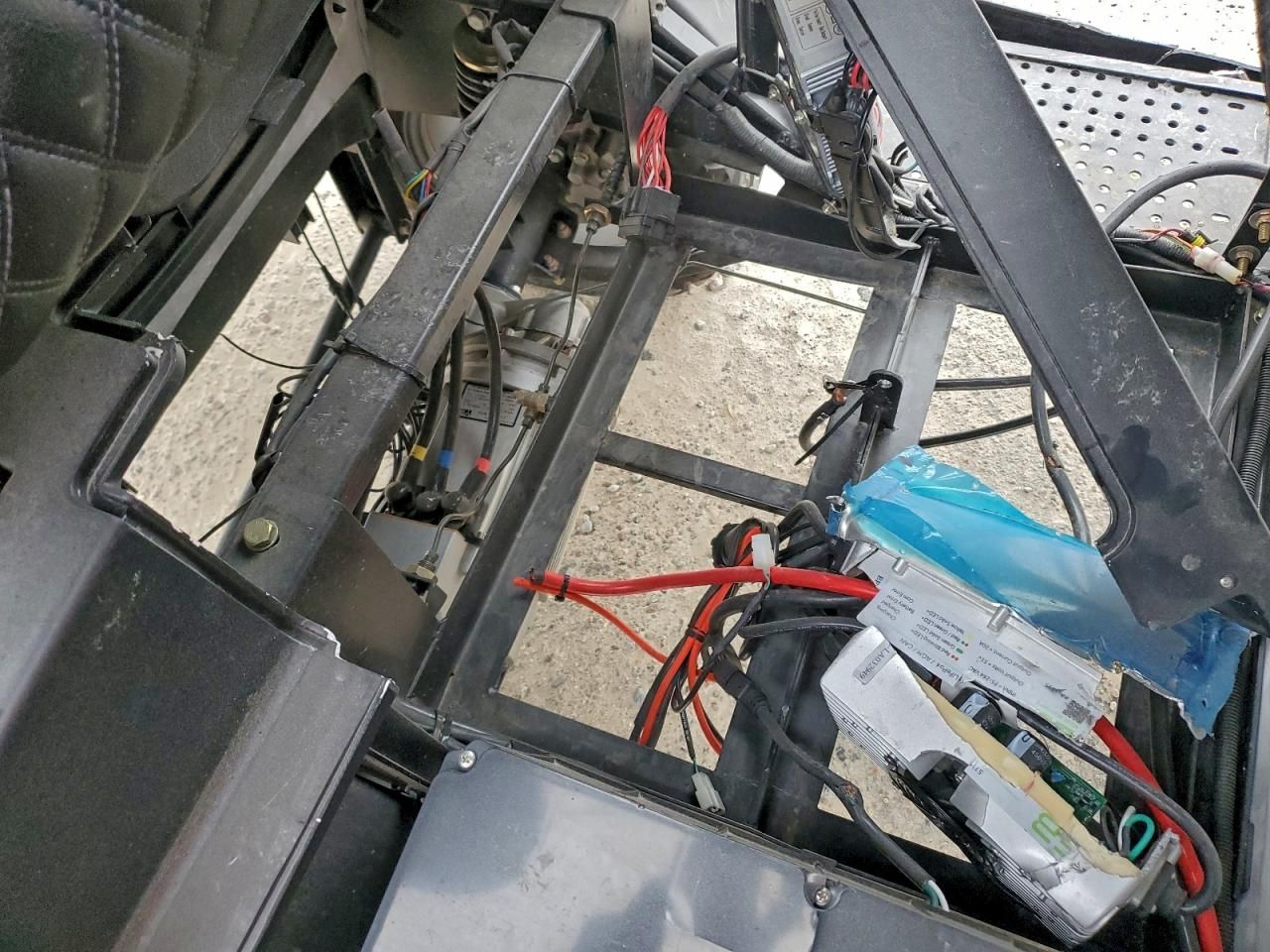 2023 Epic Electric E60fx