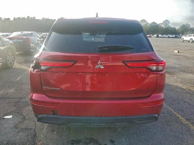 2022 Mitsubishi Outlander es
