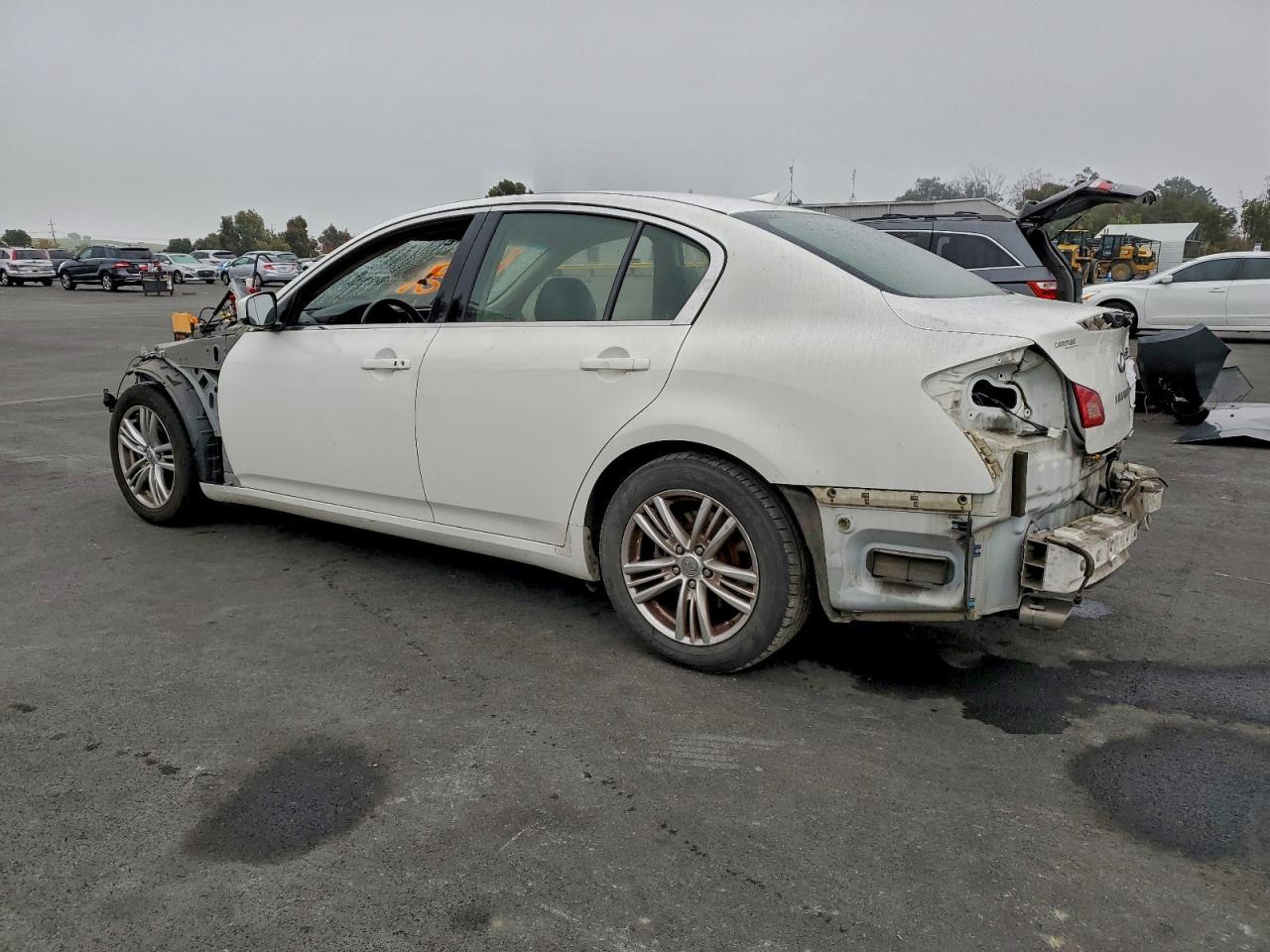 2013 Infinity G37 Base