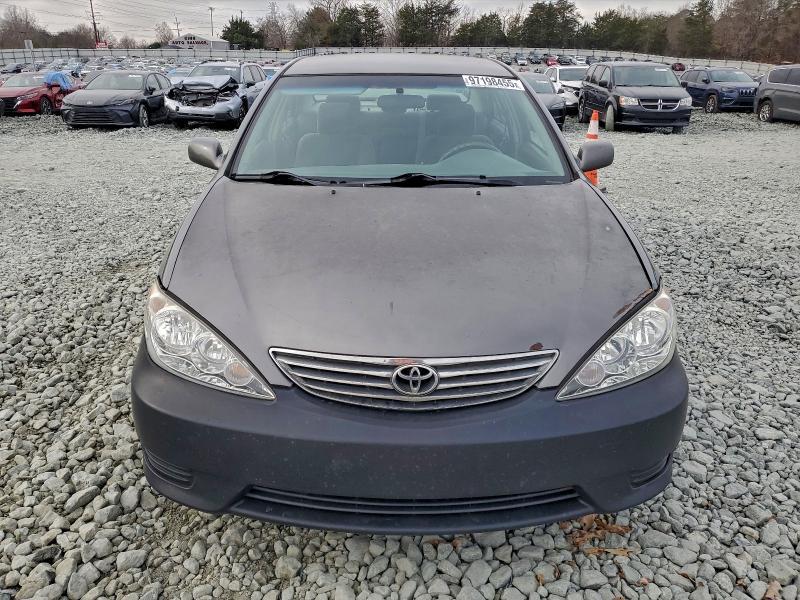 2006 Toyota Camry le