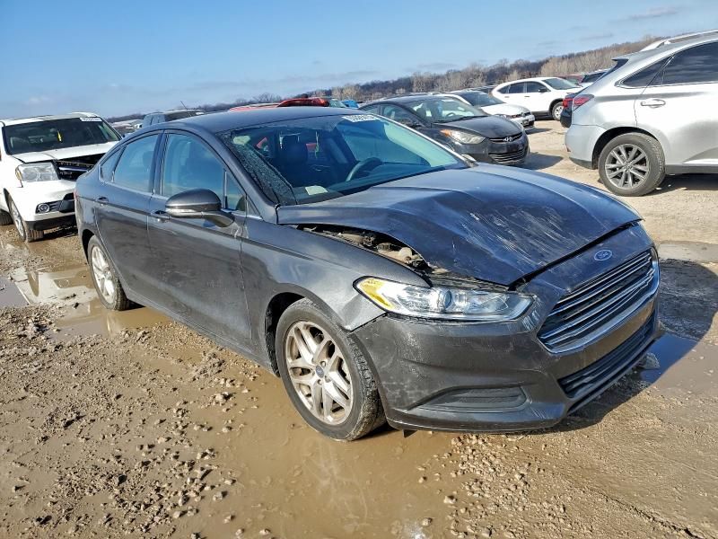 2015 Ford Fusion se