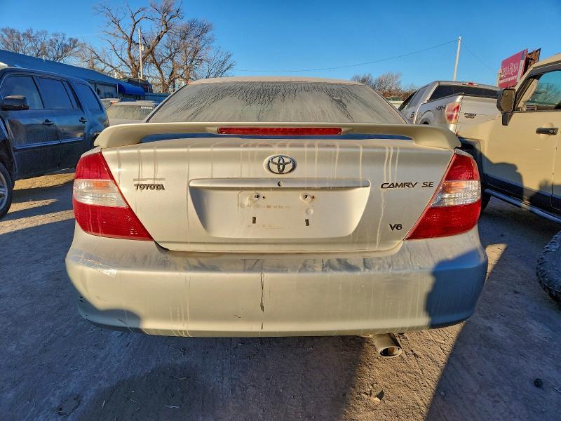 2004 Toyota Camry se