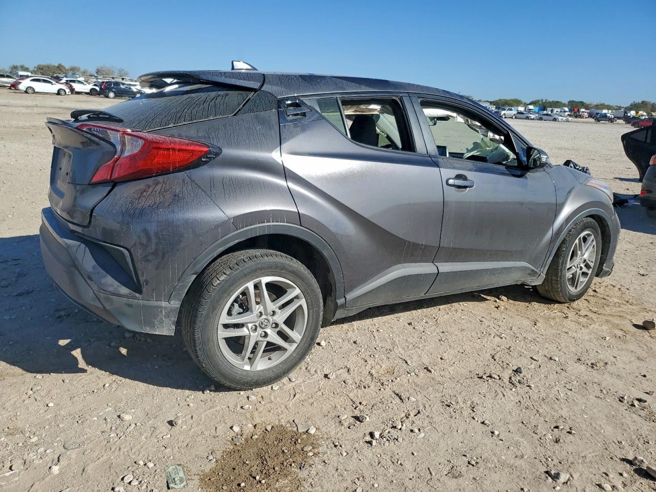 2020 Toyota C-hr le
