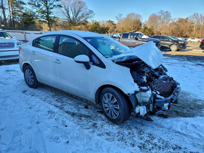 2013 KIA Rio lx