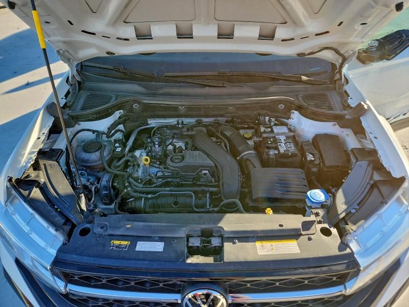 2024 Volkswagen Taos se