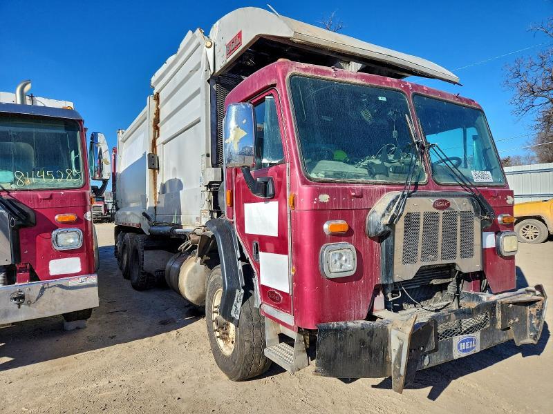 2017 Peterbilt 320 Refuse Truck