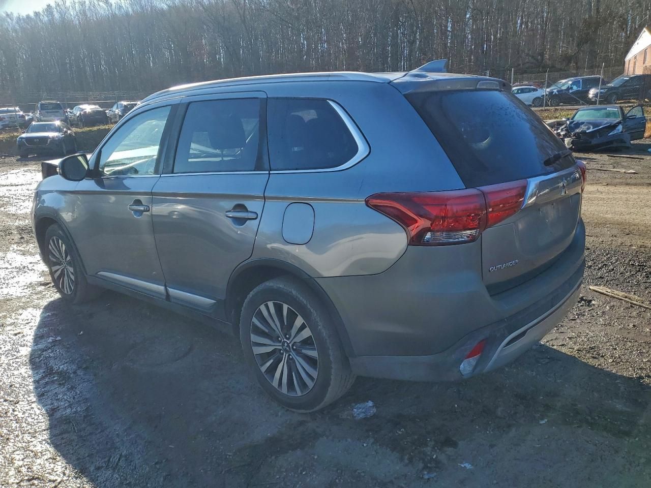 2020 Mitsubishi Outlander se