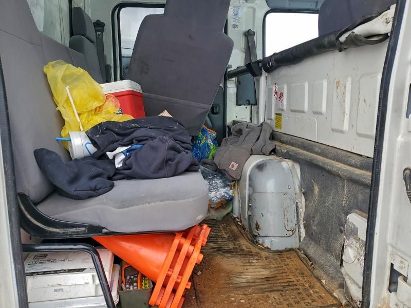 2021 Chevrolet 4500 BOX Truck