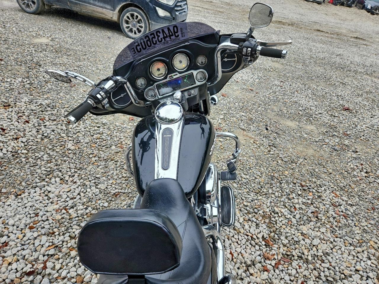 2010 Harley-Davidson Flhx