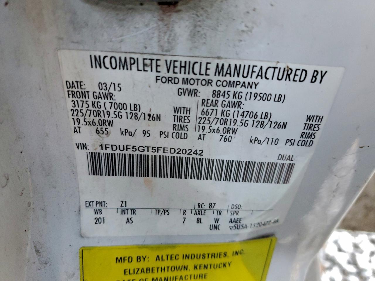 2015 Ford F550 Super Duty Bucket Truck