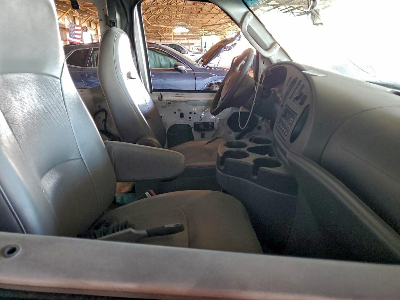 2006 Ford Econoline E250 van
