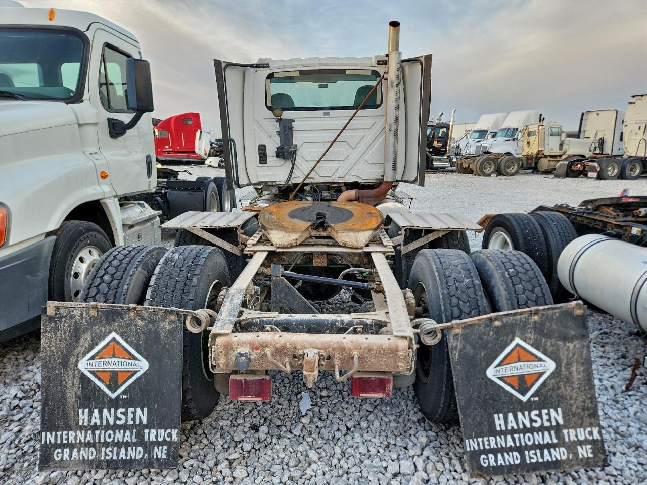 2011 International Prostar PR Semi Truck
