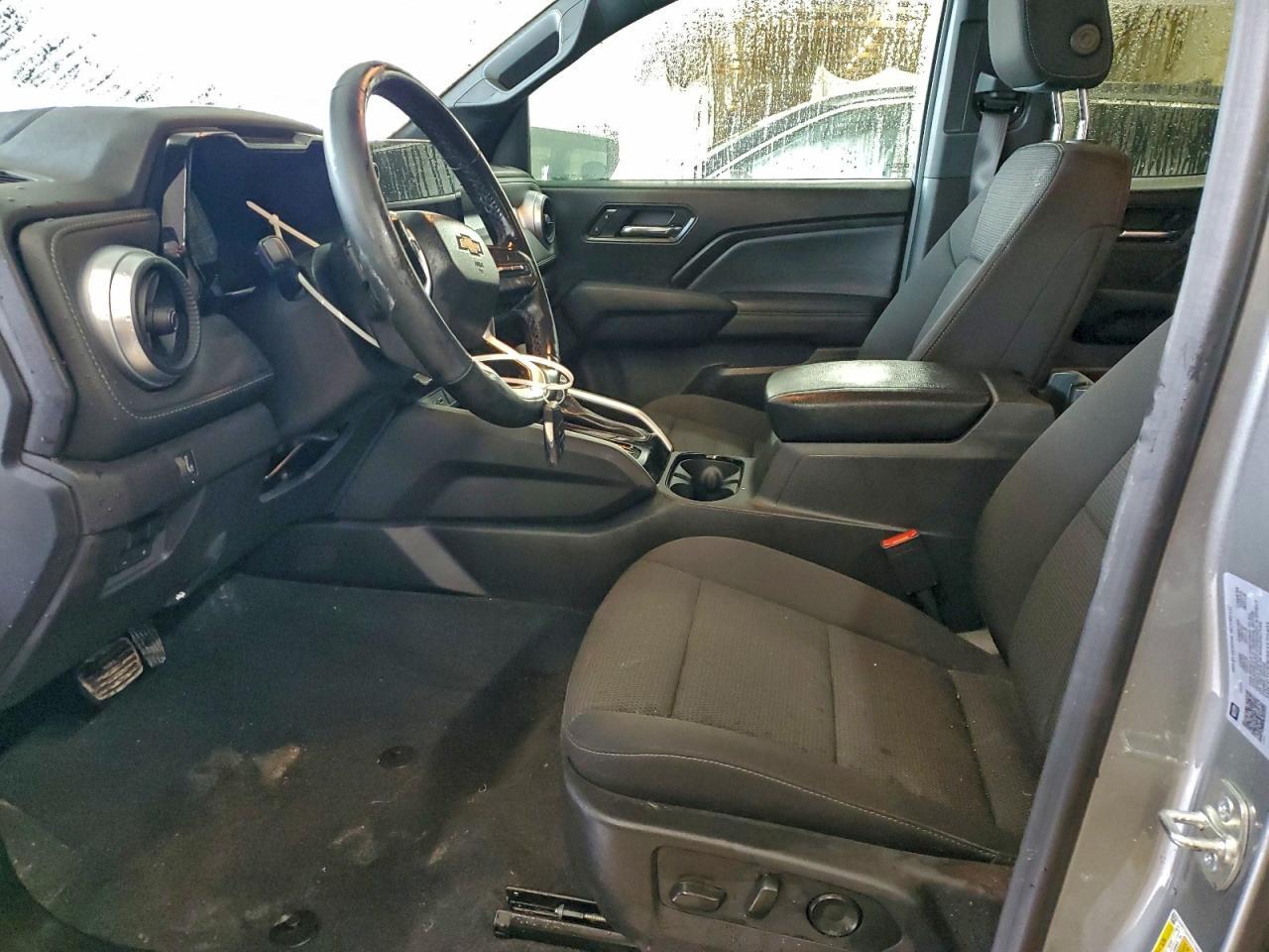 2025 Chevrolet Colorado LT