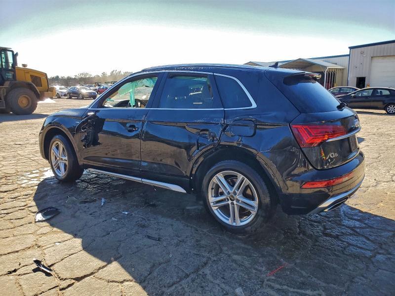 2022 Audi Q5 e Premium 55