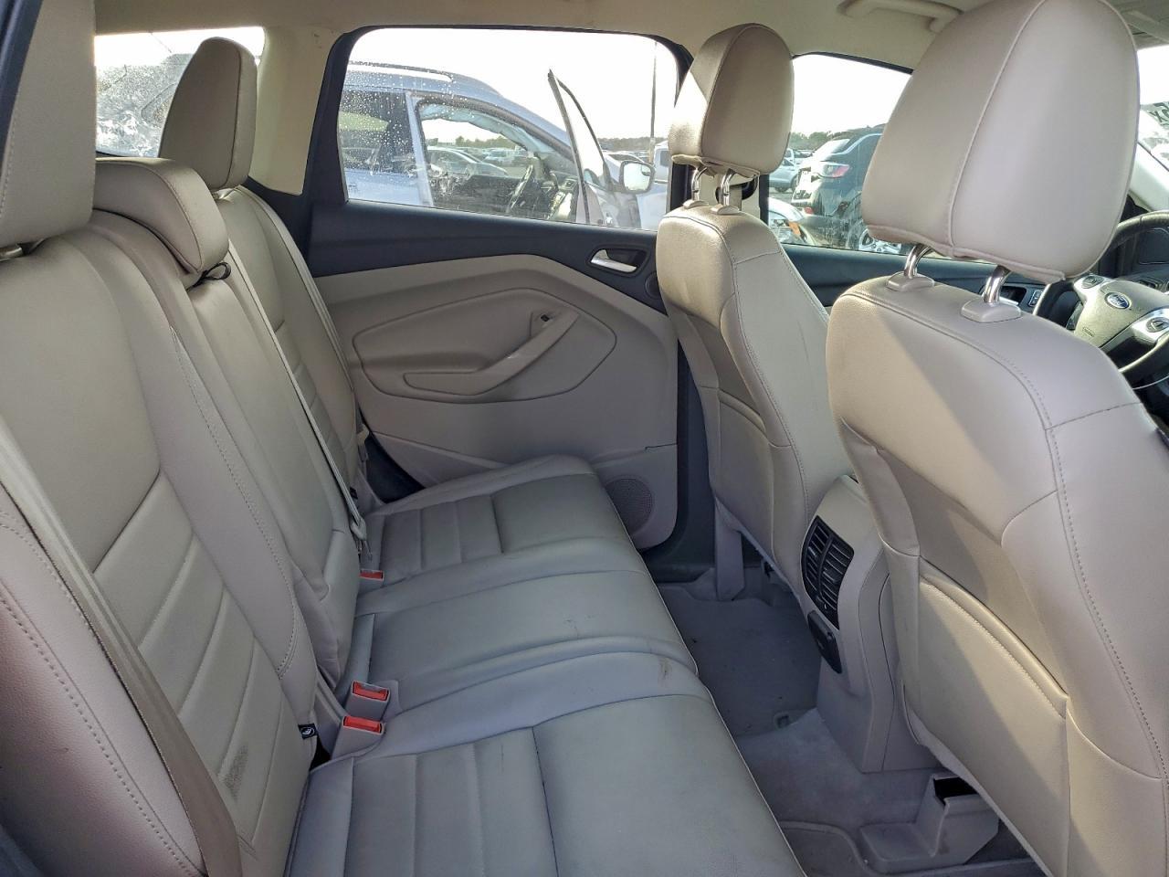2015 Ford Escape se