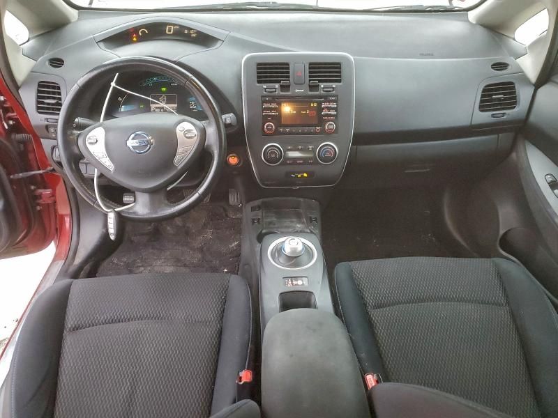2015 Nissan Leaf s (red)