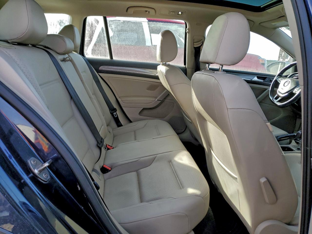 2017 Volkswagen Golf Alltrack s
