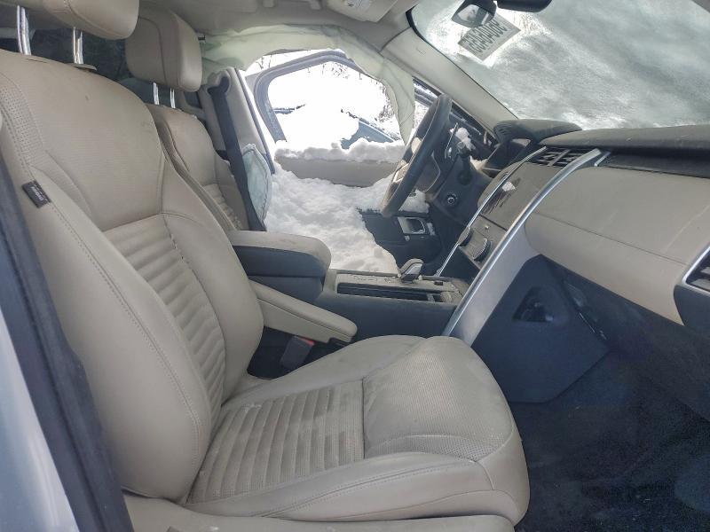 2022 Land Rover Discovery s