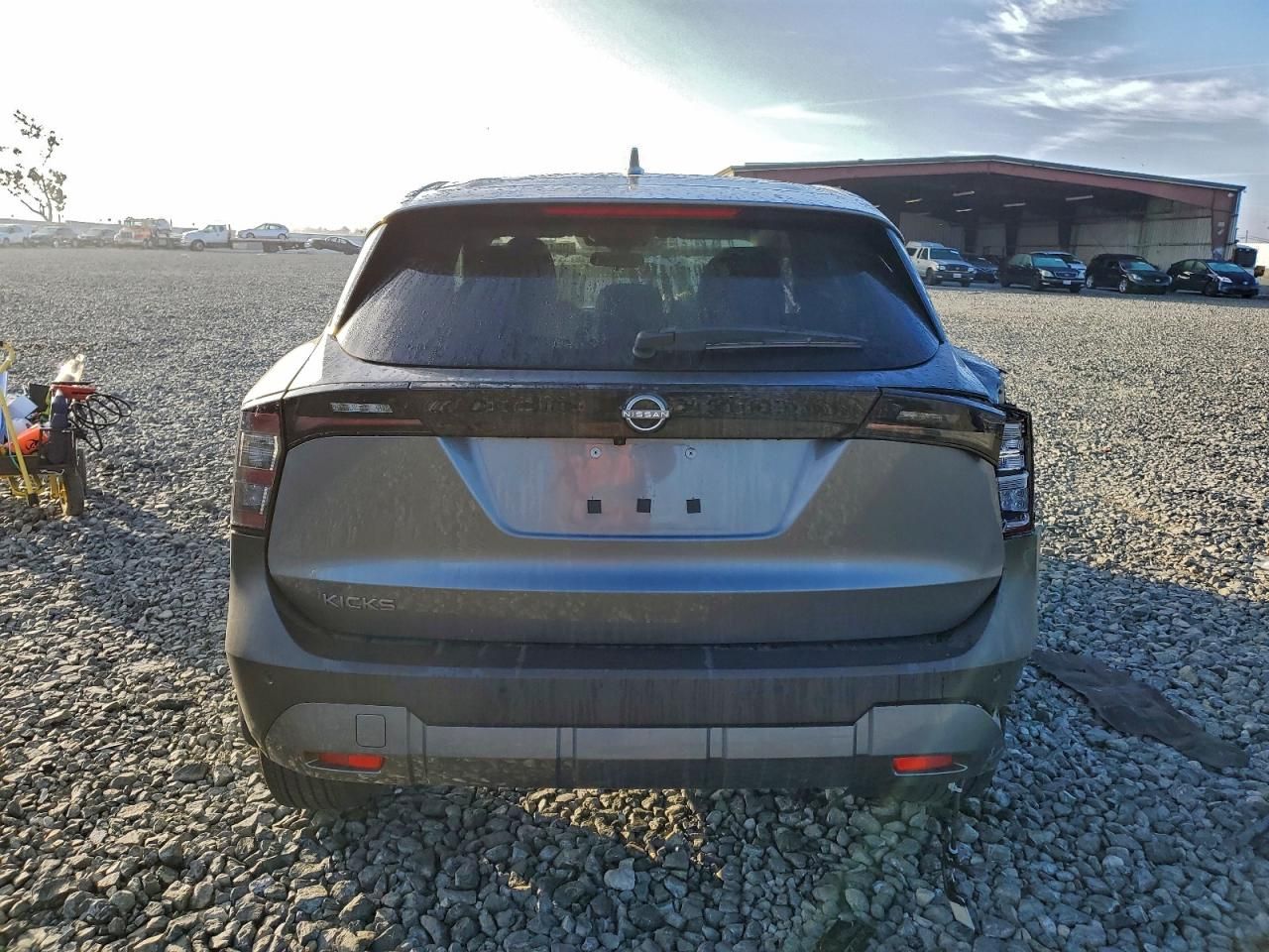 2025 Nissan Kicks sv