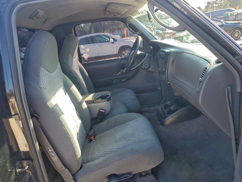 2003 Mazda B3000