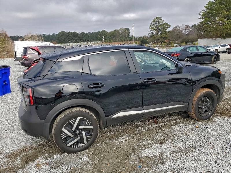 2025 Nissan Kicks sv