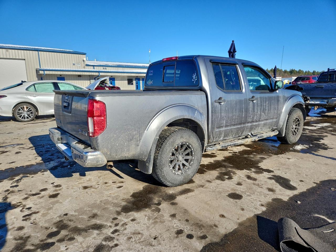 2016 Nissan Frontier s
