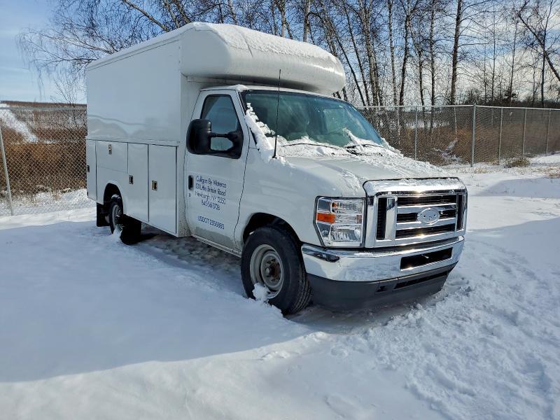 2024 Ford E350 Utility / Service Truck
