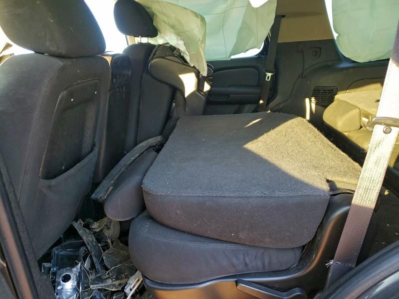 2010 Chevrolet Tahoe C1500 ls