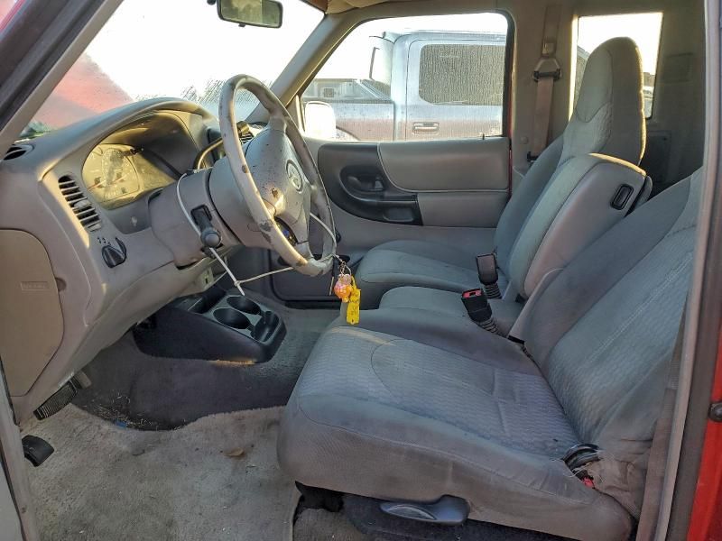 2001 Mazda B3000 cab Plus